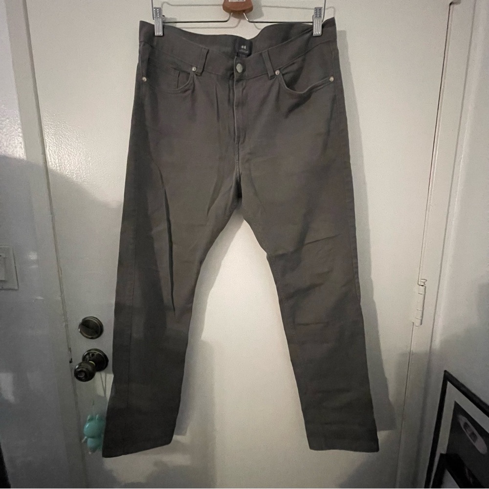 H&M Men’s Slim Fit Pants